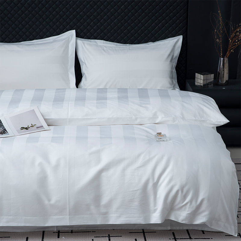Set de lenjerie de pat de hotel cu cinci stele, cu dungi de satin de 7 cm, alb uni, 750TC, 100% bumbac Set de lenjerie de pat de hotel cu cinci stele, cu dungi de satin de 7 cm, alb uni, 750TC, 100% bumbac