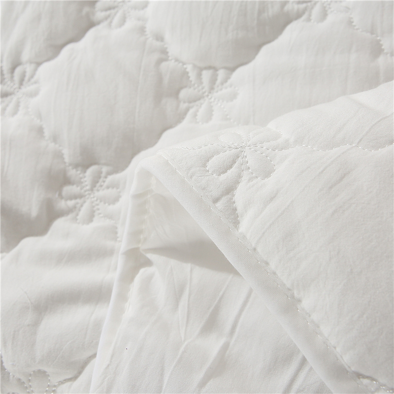 Verificați Quilt King Size Protector Saltea Hotel Verificați Quilt King Size Protector Saltea Hotel