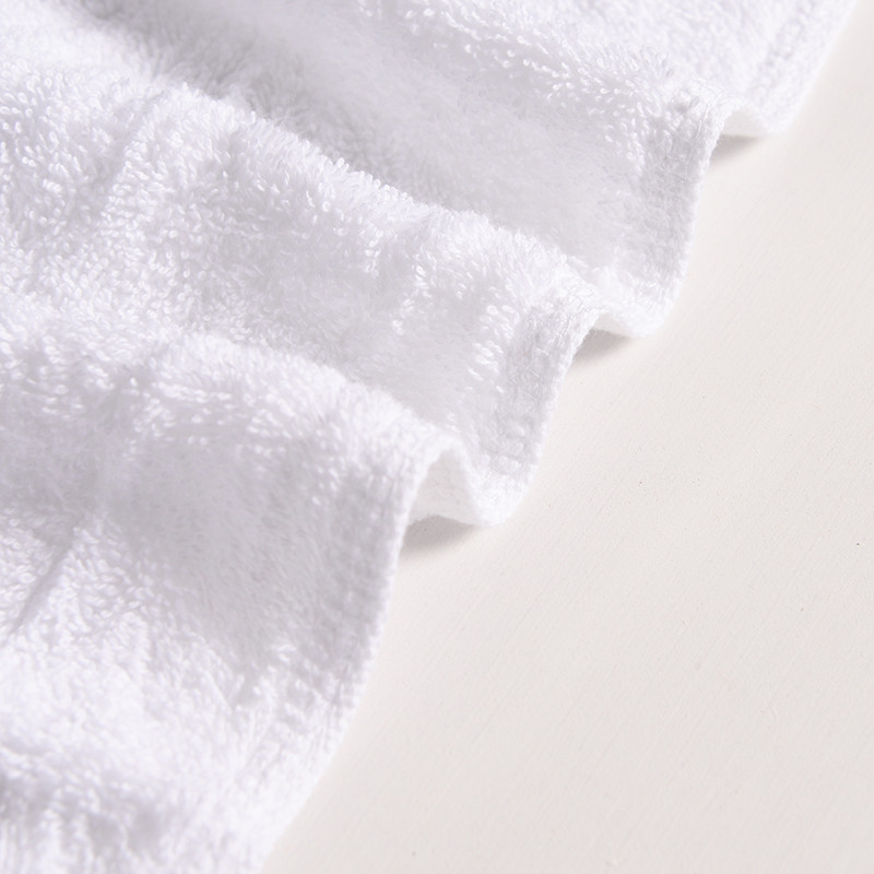 Set de prosoape de hotel 100% bumbac cu logo brodat personalizat Set de prosoape de hotel 100% bumbac cu logo brodat personalizat