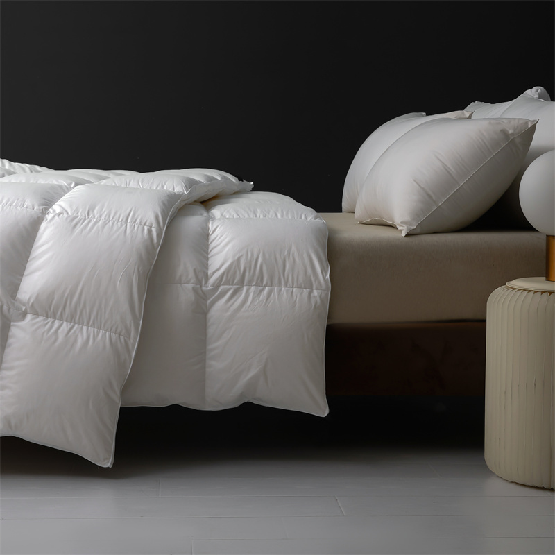 Plapumă din puf, cu pene, cuvertură moale, ușoară, pentru iarnă Plapumă din puf, cu pene, cuvertură moale, ușoară, pentru iarnă