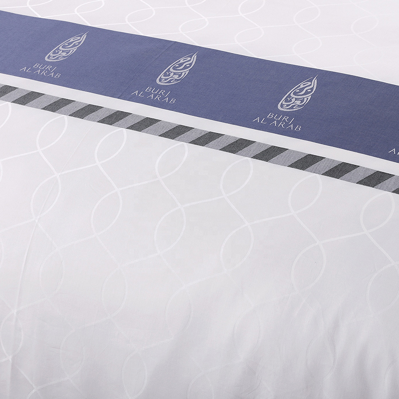 Set de lenjerie de pat 100% bumbac cu logo personalizat vopsit cu fire Set de lenjerie de pat 100% bumbac cu logo personalizat vopsit cu fire